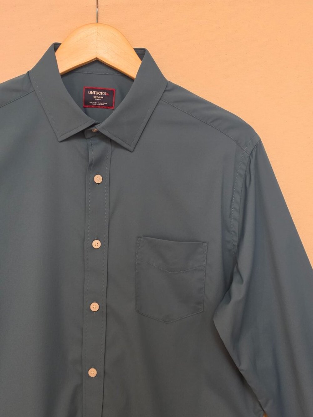 UNTUCKit Slim Fit Button Down M
